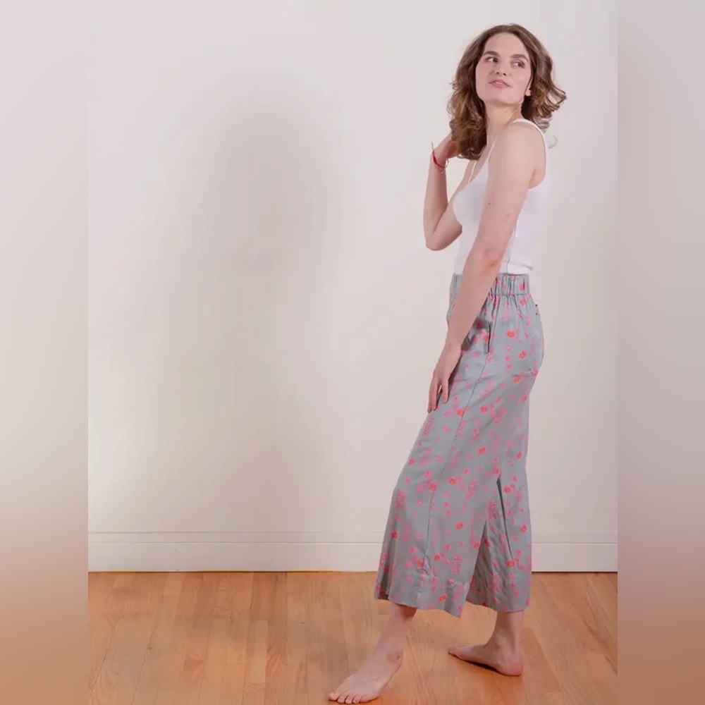 NWT Mata Traders Cropped Botanical Pants, Women’s (L)